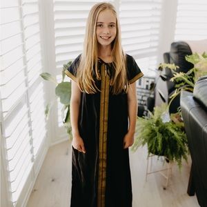 Girls Abaya - Black and Gold short sleeve